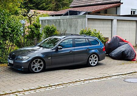 BMW 330d touring -