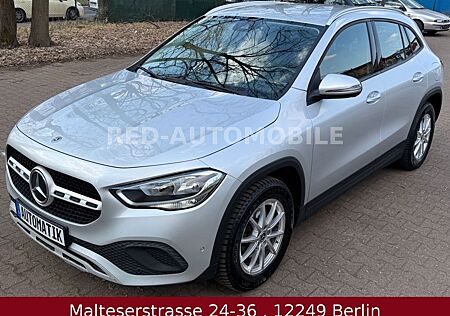 Mercedes-Benz GLA 200 d Navi*MBeam*Tüv Neu