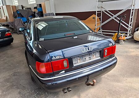 Audi A8 4.2 tiptronic quattro -