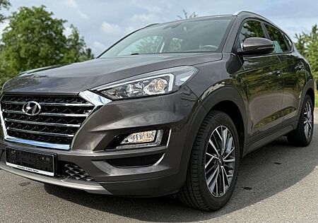 Hyundai Tucson /Automatik/Navi/R.F.Kam/SHZ/Garantie