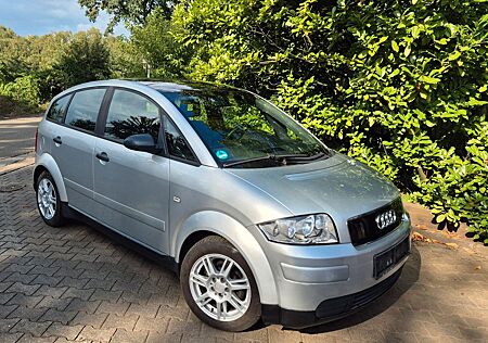 Audi A2 1.4 - TÜV neu