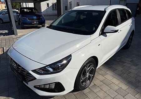 Hyundai i30 cw/Lenkrad heizbar/Sitzheizung/Navi/Kamera