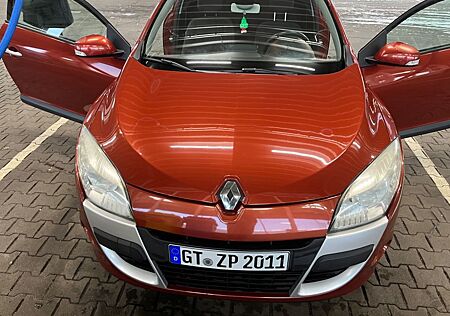 Renault Megane Coupé Dynamique dCi 130 Dynamique