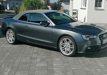 Audi A5 2.0 TDI 140kW quattro Cab. - S- line Reines s