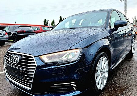 Audi A3 Sportback 40 e-tron*Virtual*Nav*LED*Leder*SHZ