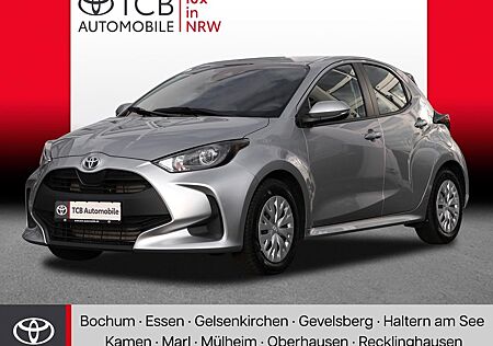 Toyota Yaris 1.5 Hybrid Business Edition *NAVI*KAMERA*S