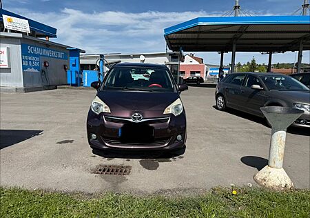 Toyota Verso-S 1,4-l-D-4D Club Club