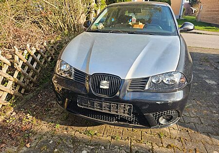 Seat Ibiza 1.4 16V 63kW Reference Reference