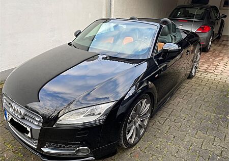Audi TT Roadster 2.0 TFSI S tronic quattro S-Line