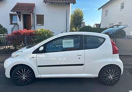 Peugeot 107 Filou 70 5-Gang Schaltung