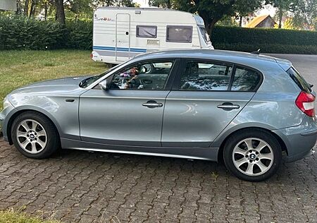 BMW 120i - Tüv neu