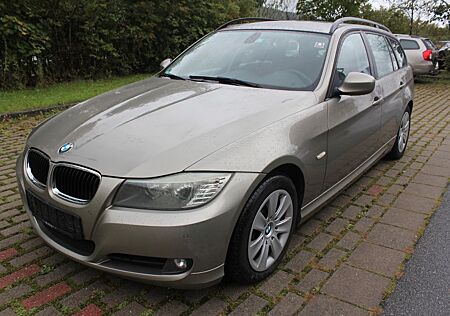 BMW 318d Touring+NAVI+PDC+ISO+SHZ+ATM