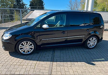 VW Touran Volkswagen 2.0 TDI 125 kW DPF Highline Highline
