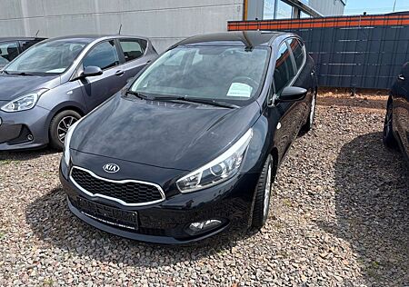 Kia ANDERE Ceed Edition 7
