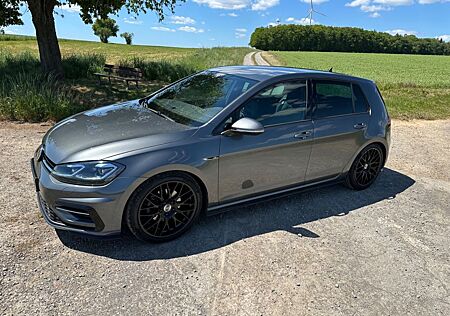 VW Golf Volkswagen VII 1.4 TSI 92kW Highline R-Line / Sthzg.
