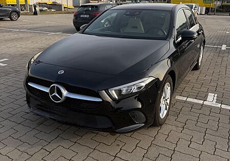 Mercedes-Benz A 180 Kompaktlimousine