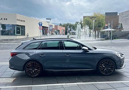 Cupra Leon 1.4 e-HYBRID 180kW VZ CUP DSG Sportst. ...