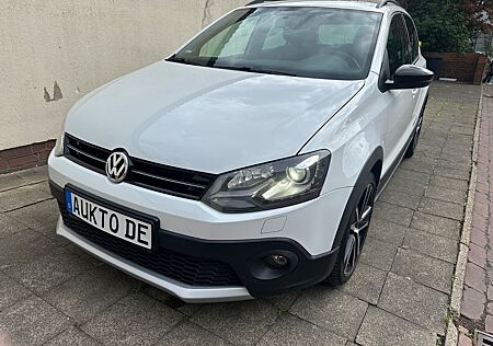 VW Polo Volkswagen Cross V Urban White DSG / LED Xenon / Touch