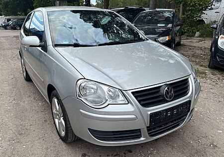 VW Polo Volkswagen IV Silver Edition/Klima/WKR/TÜV Neu