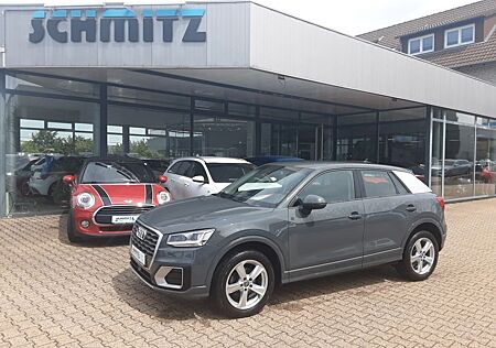 Audi Q2 30 TFSI sport AHK LED NAVI SH ALU PDC