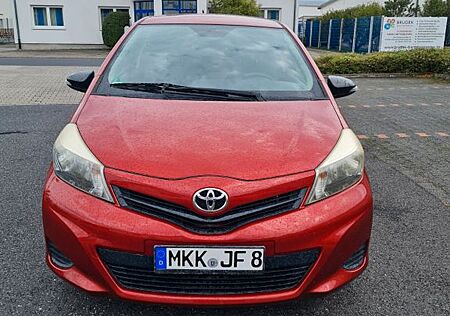 Toyota Yaris 1,0-l-Dual-VVT-i Cool Cool