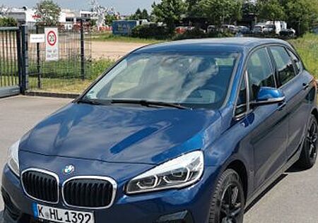 BMW 2er 220 Active Tourer 220i Steptronic DCT Advant...