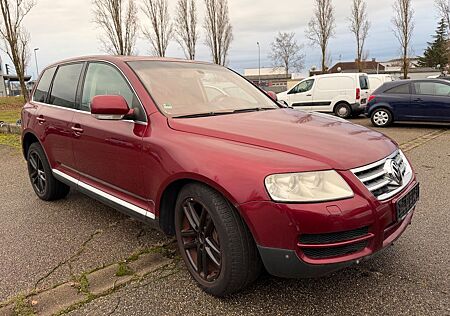 VW Touareg Volkswagen V8