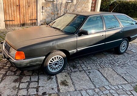 Audi 100 Avant 2.2 10V Turbo Typ 44 C3