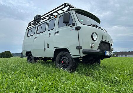 Andere UAZ Buchanka