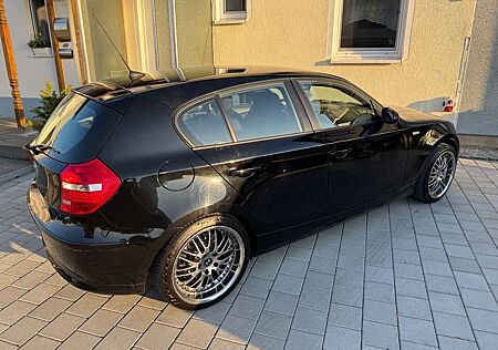 BMW 118d AHK/18Zoll/8-fach