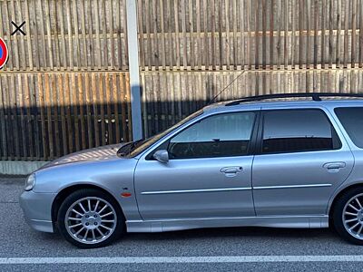 Ford Mondeo ST200