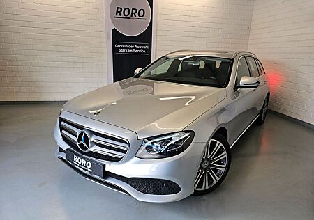 Mercedes-Benz E 220 E 220d T-Modell + LED/AHK/TMP/2xKlima/8.Reifen