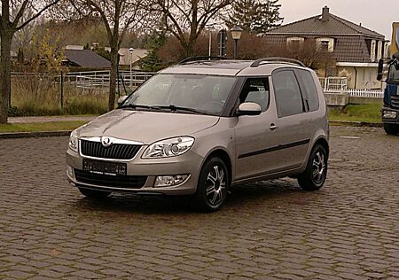 Skoda Roomster Fresh TUV NEU P-DACH PDC DSG AHK
