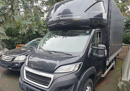 Peugeot Boxer LKW plane