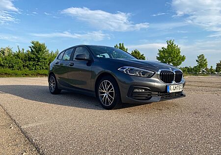 BMW 118i Advantage Head-Up PDC LED
