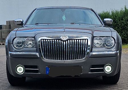 Chrysler 300C Touring 3.5 V6 Autom. -