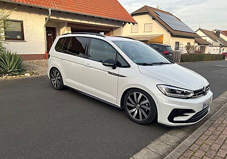 VW Touran Volkswagen 2.0 TDI SCR 140kW DSG R-line Highline