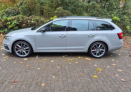 Skoda Octavia 2.0 TDI SCR DSG RS Combi RS