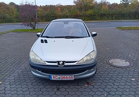 Peugeot 206 1.4 Grand Filou 75,TÜV BIS 3/2027