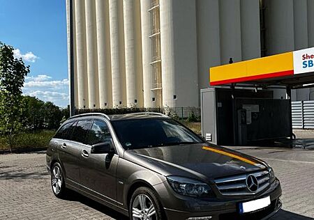 Mercedes-Benz C 180 CGI T BlueEFFICIENCY AVANTG. Aut. AVAN...
