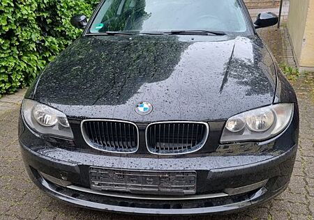 BMW 118d - Automatik , neuer TÜV , Steuerkette neu