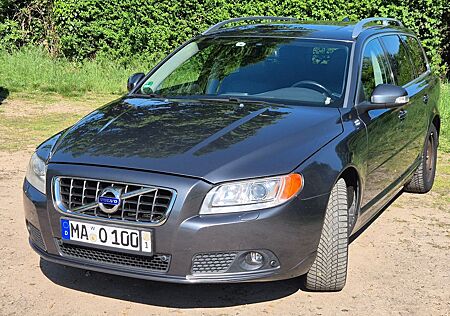 Volvo V70 D5 AWD Summum Geartronic Summum