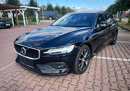 Volvo V60 B4 D Geartronic Momentum Pro Navi LED Kamera