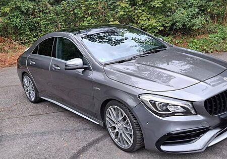 Mercedes-Benz CLA 45 AMG Mercedes-AMG CLA 45 4MATIC DCT Me...