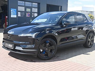 Volvo EX30 Single Motor Ext Range Black Edition Ultra*