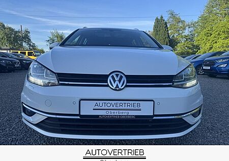 VW Golf Volkswagen 1.6 TDI LED NAVI PDC AHK KLIMA SHZ ISOFIX B