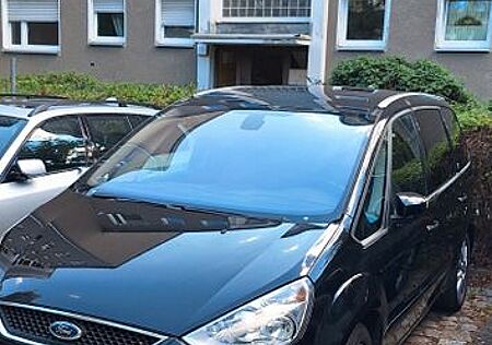 Ford Galaxy 2,0 TDCi 103kW DPF Ghia Ghia