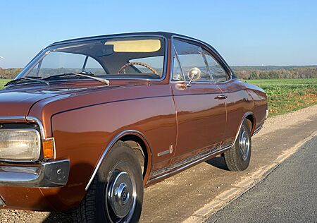 Opel Commodore