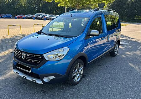 Dacia Dokker Stepway Celebration Camper PDC/Navi/Cam