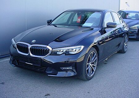 BMW 318dA *LED*PDC*18" Alu*Navi*CARPLAY*